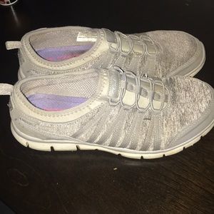 Skechers Memory Foam Tennis Shoes